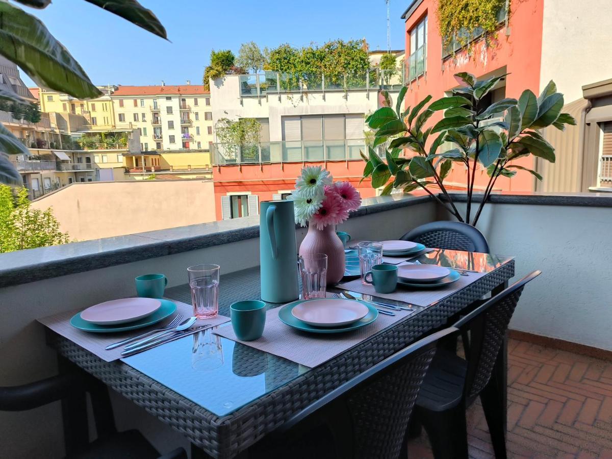 Exclusive And Unobtainable Big Terrace In Milano Downtown With Ac, Wifi, Subway M1 And M2 In Shopping Area Διαμέρισμα Εξωτερικό φωτογραφία
